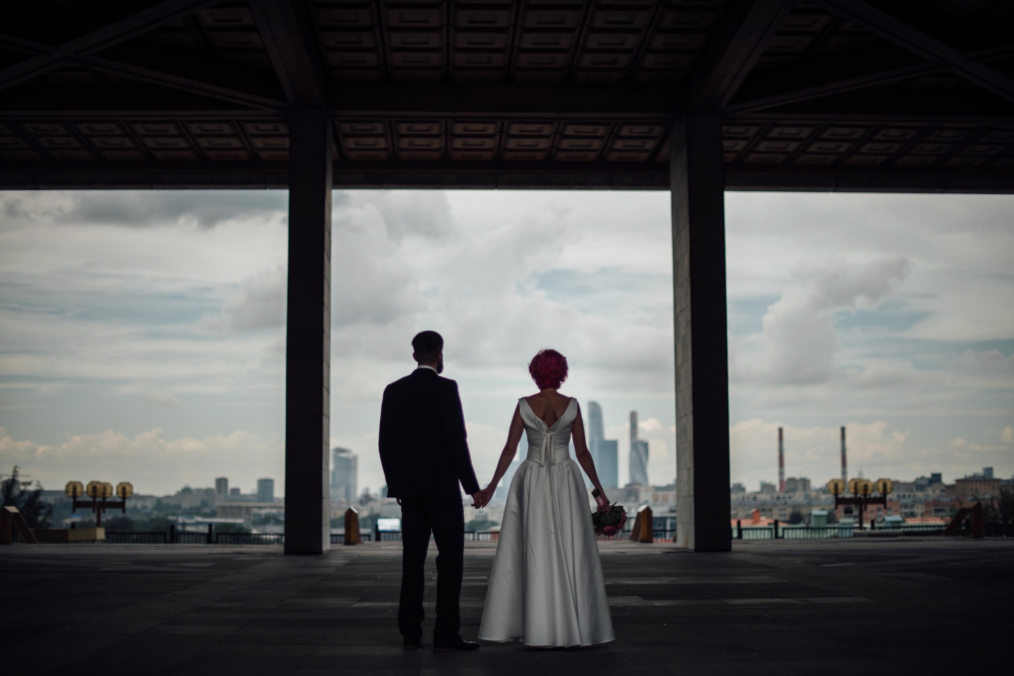 Wedding couple overlooking the Atlanta skyline